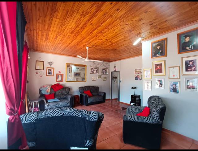 3 BEDROOM HOUSE FOR SALE IN VANDERBIJLPARK CW 5